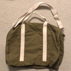 Known Supply Weekender Duffel - Forest Green.
